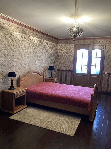 Decebal, Bd., zona Mon Cher Cafe